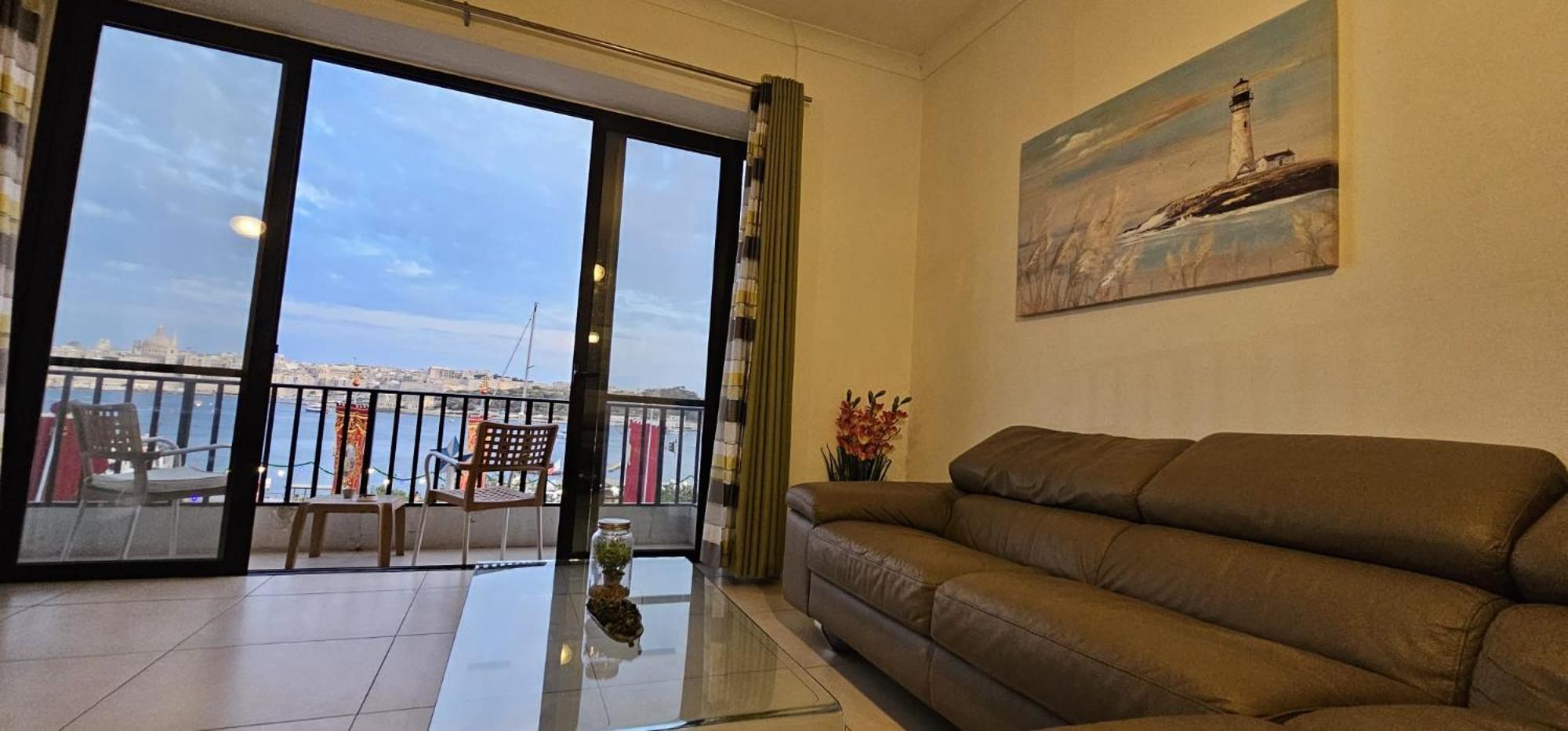 Appartement Sea View Over Valletta Area S2 Sliema