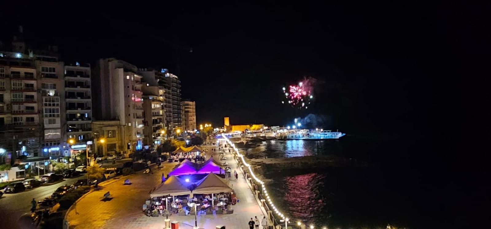 Sea View Over Valletta Area S2 Appartamento Sliema