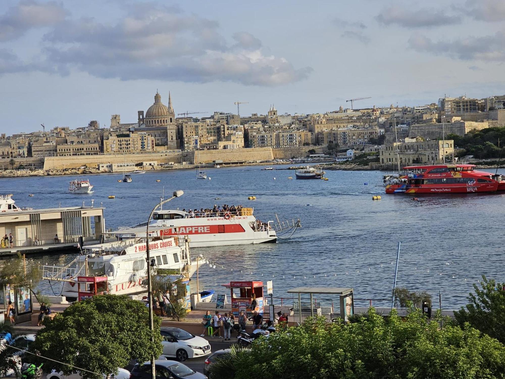 Sea View Over Valletta Area S2
